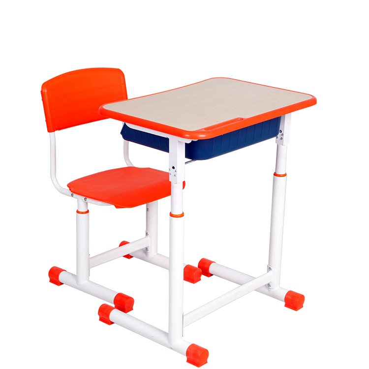 造成學(xué)生課桌椅價(jià)格差異大的原因有哪些？